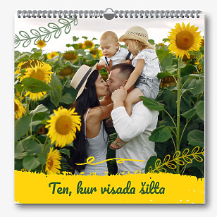Kalendoriaus šablonas su šeimos nuotraukomis