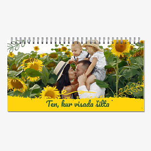 Kalendoriaus šablonas su šeimos nuotraukomis